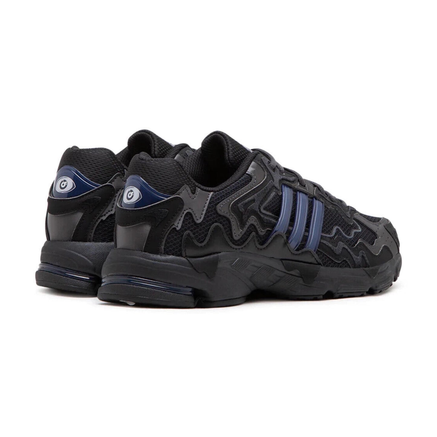 ADIDAS RESPONSE CL BAD BUNNY TRIPLE BLACK