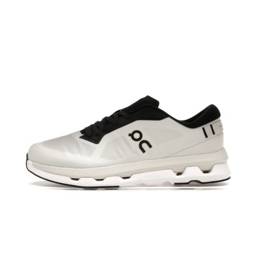 ON RUNNING CLOUDZONE ICE BLACK