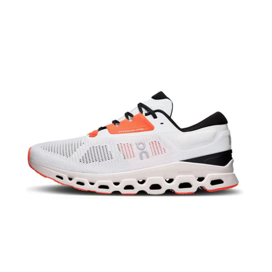ON RUNNING CLOUDSTRATUS 3 WHITE SAND
